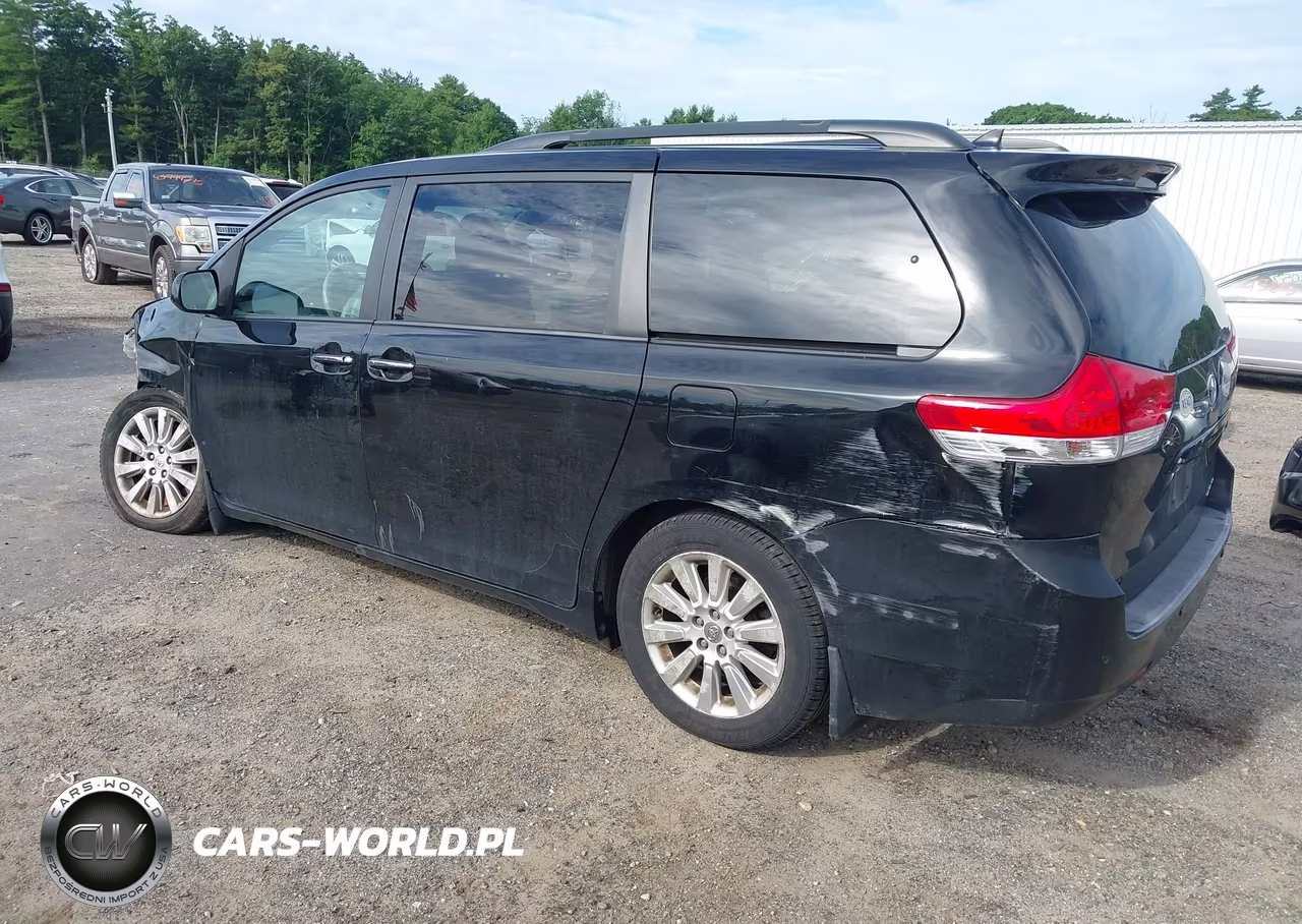 2011 Toyota Sienna Xle VIN:5TDDK3DC4BS014064 - 3