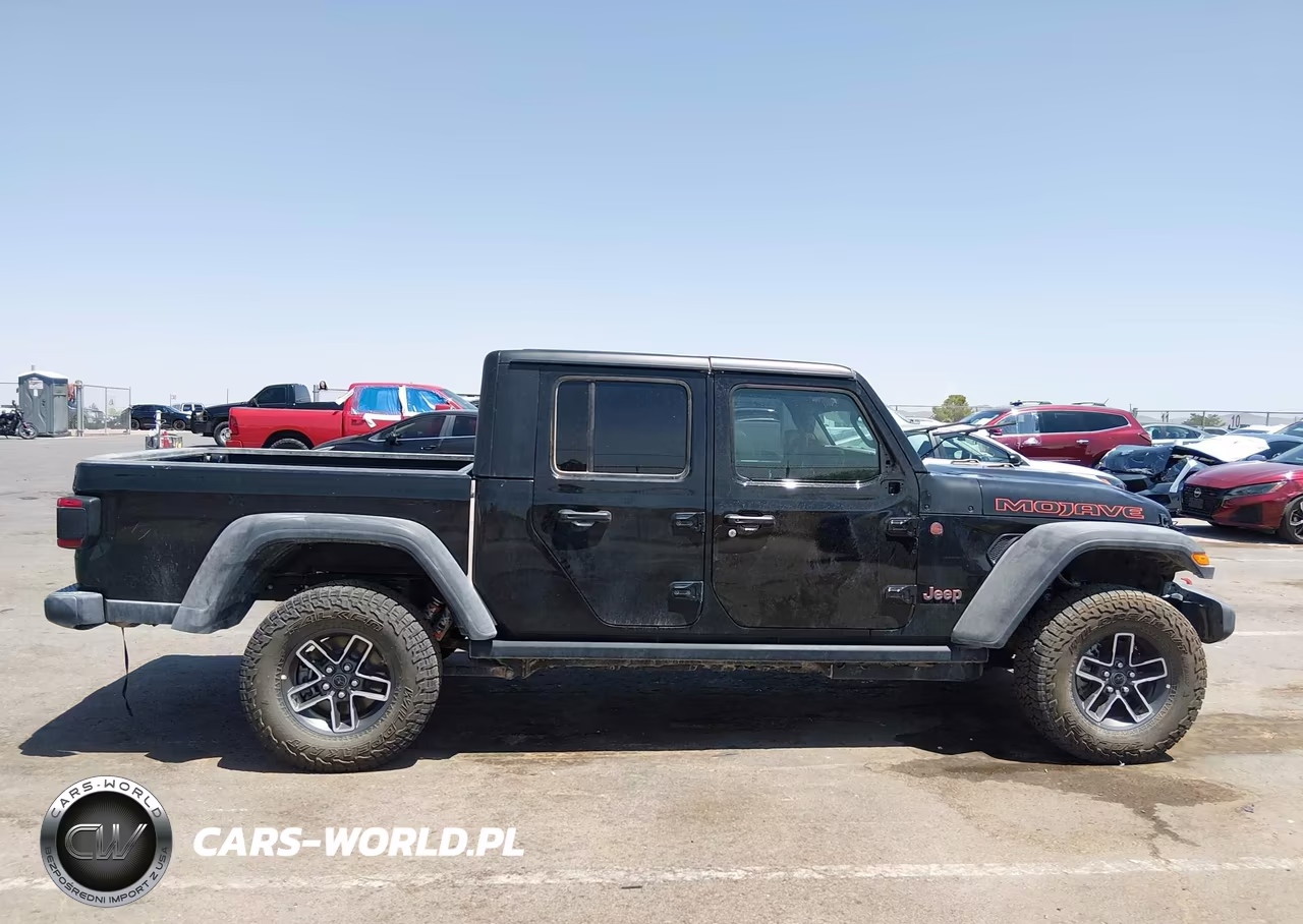 2026 Jeep Gladiator Mojave 4X4 VIN:1C6RJTEG5TL162230 - 12