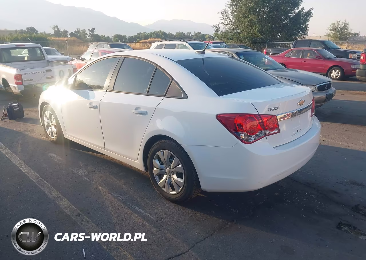 2013 Chevrolet Cruze Ls Auto VIN:1G1PA5SG1D7164351 - 3