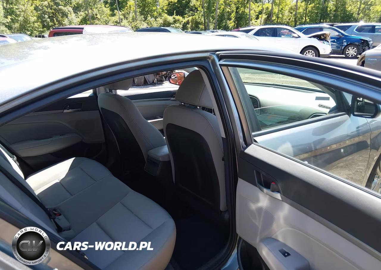 2017 Hyundai Elantra Se VIN:KMHD84LF9HU228404 - 8