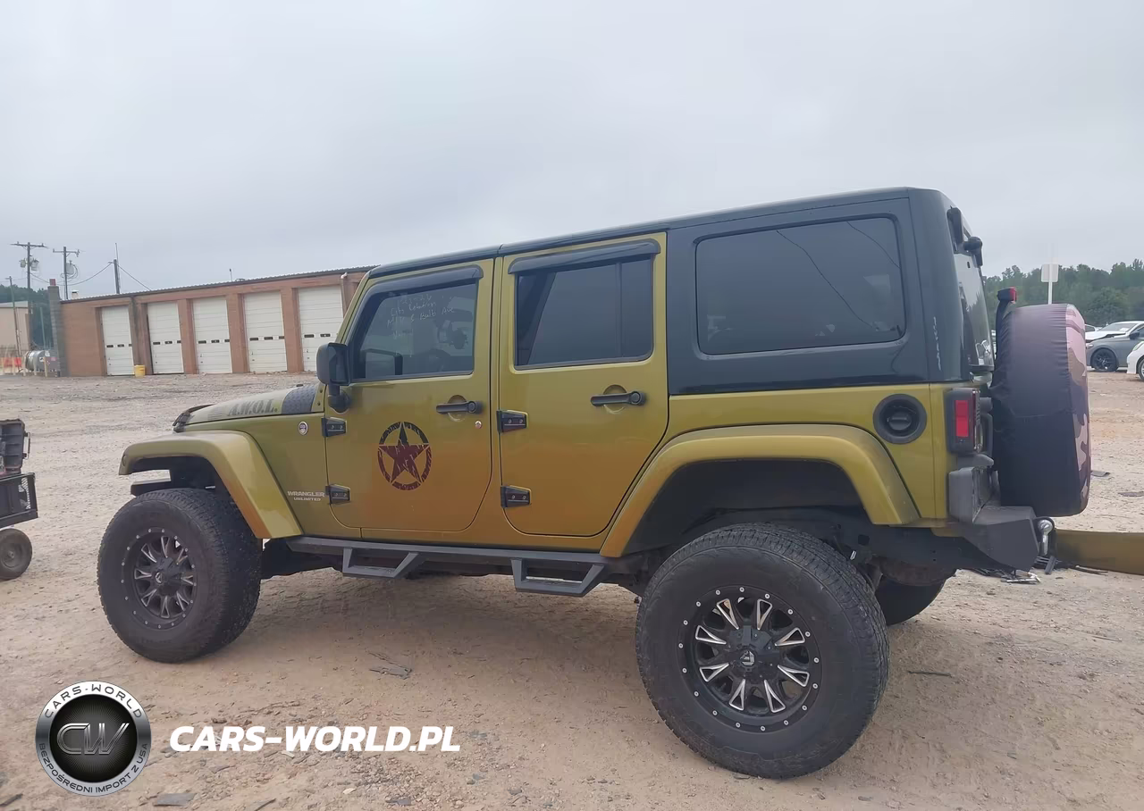 2008 Jeep Wrangler Unlimited Sahara VIN:1J4GA591X8L623599 - 14