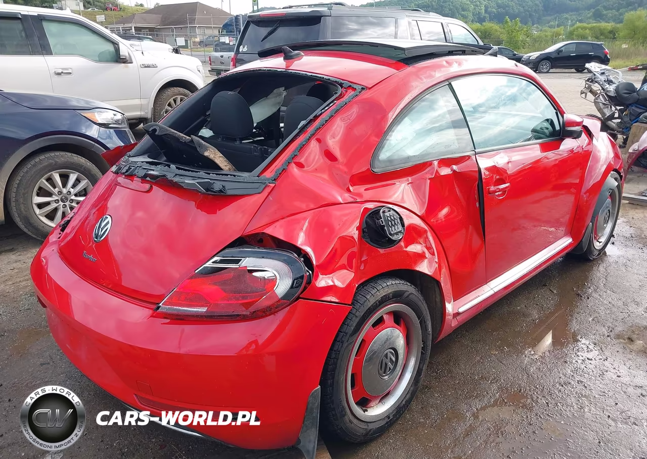 2018 Volkswagen Beetle 2.0T Coast-2.0T S VIN:3VWFD7ATXJM705965 - 4