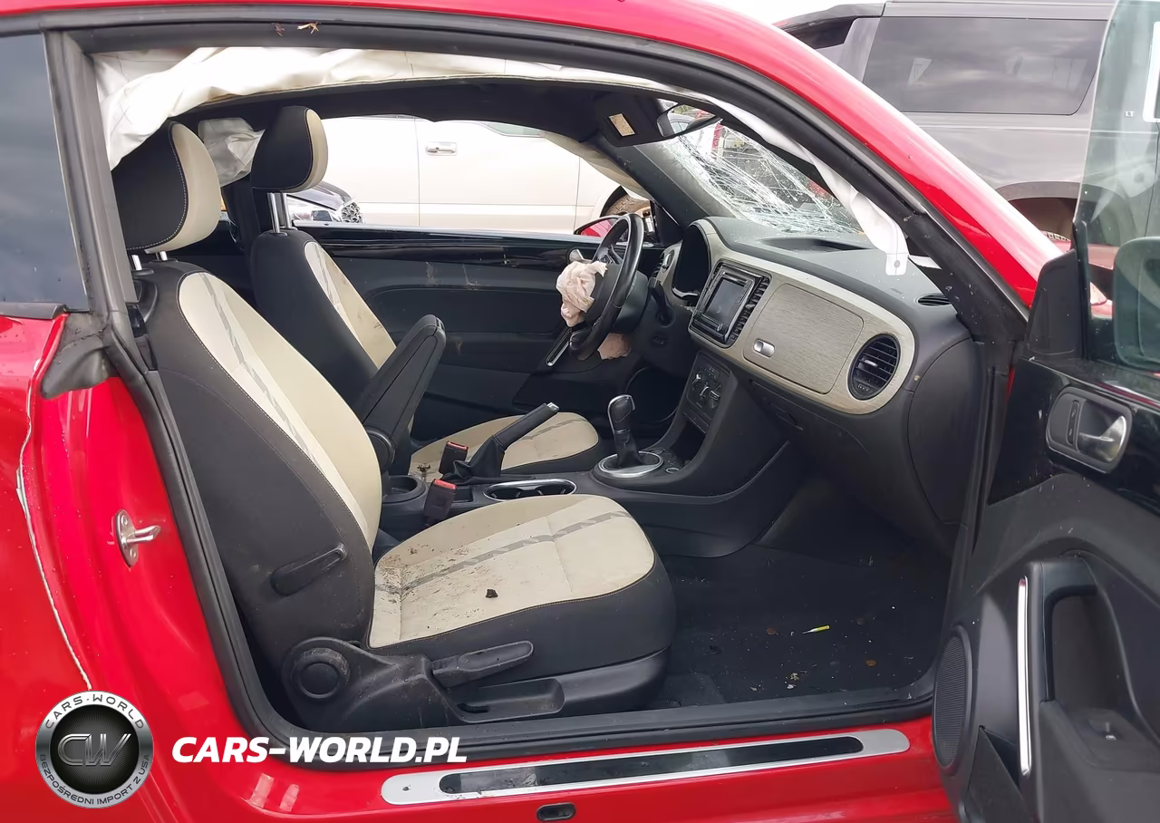 2018 Volkswagen Beetle 2.0T Coast-2.0T S VIN:3VWFD7ATXJM705965 - 5