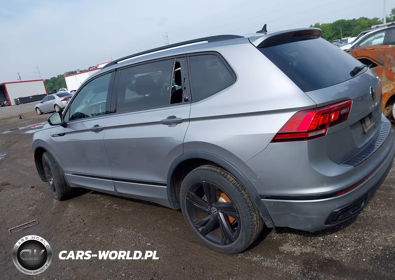 2023 Volkswagen Tiguan 2.0T Se R-Line Black VIN:3VVCB7AX0PM013724 - 13