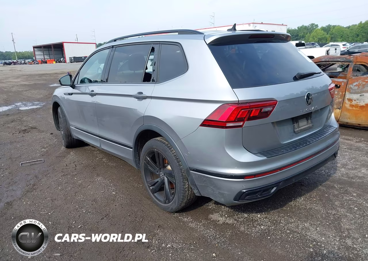 2023 Volkswagen Tiguan 2.0T Se R-Line Black VIN:3VVCB7AX0PM013724 - 3