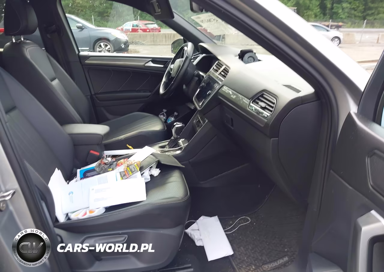 2023 Volkswagen Tiguan 2.0T Se R-Line Black VIN:3VVCB7AX0PM013724 - 5