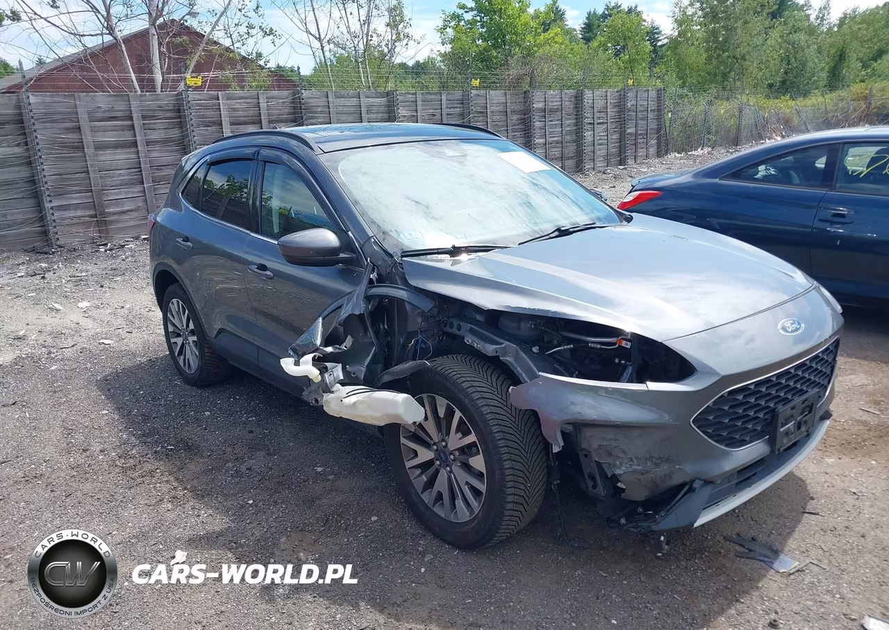 2022 Ford Escape Titanium – zdjęcie 1 z 16