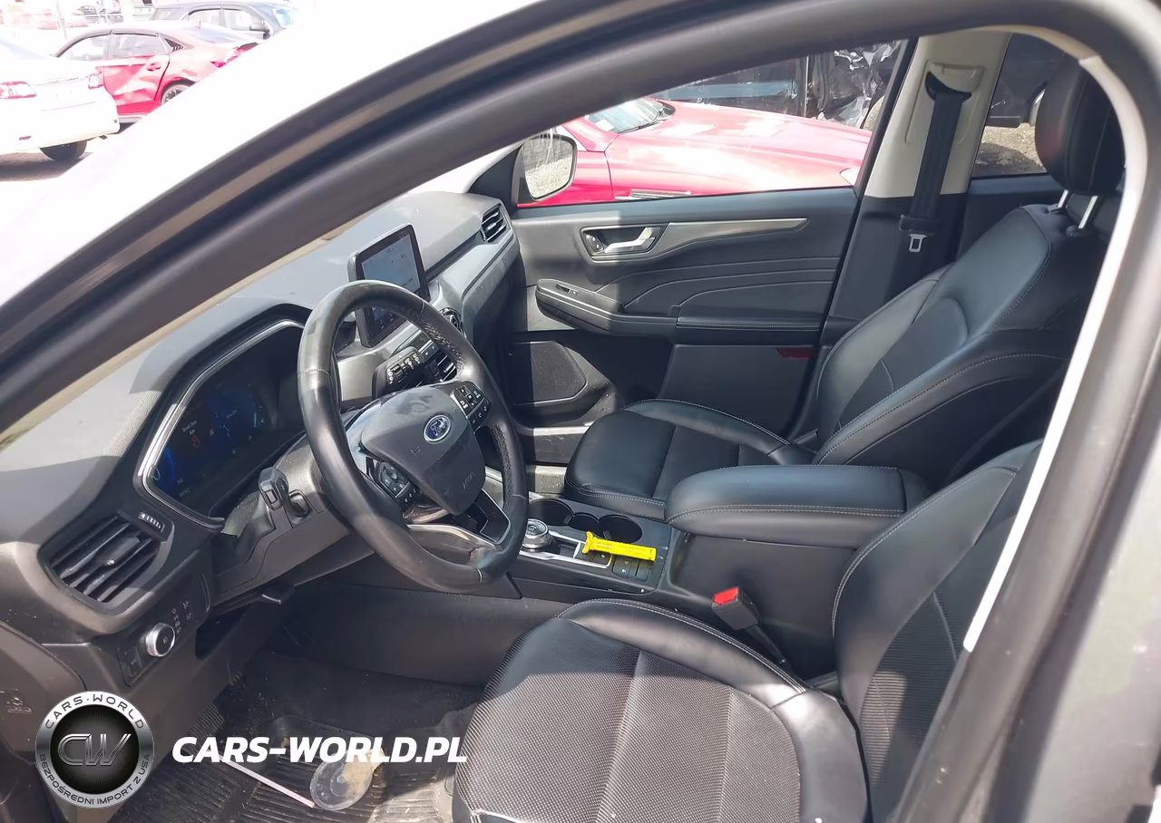 2022 Ford Escape Titanium VIN:1FMCU9J97NUA32362 - 5