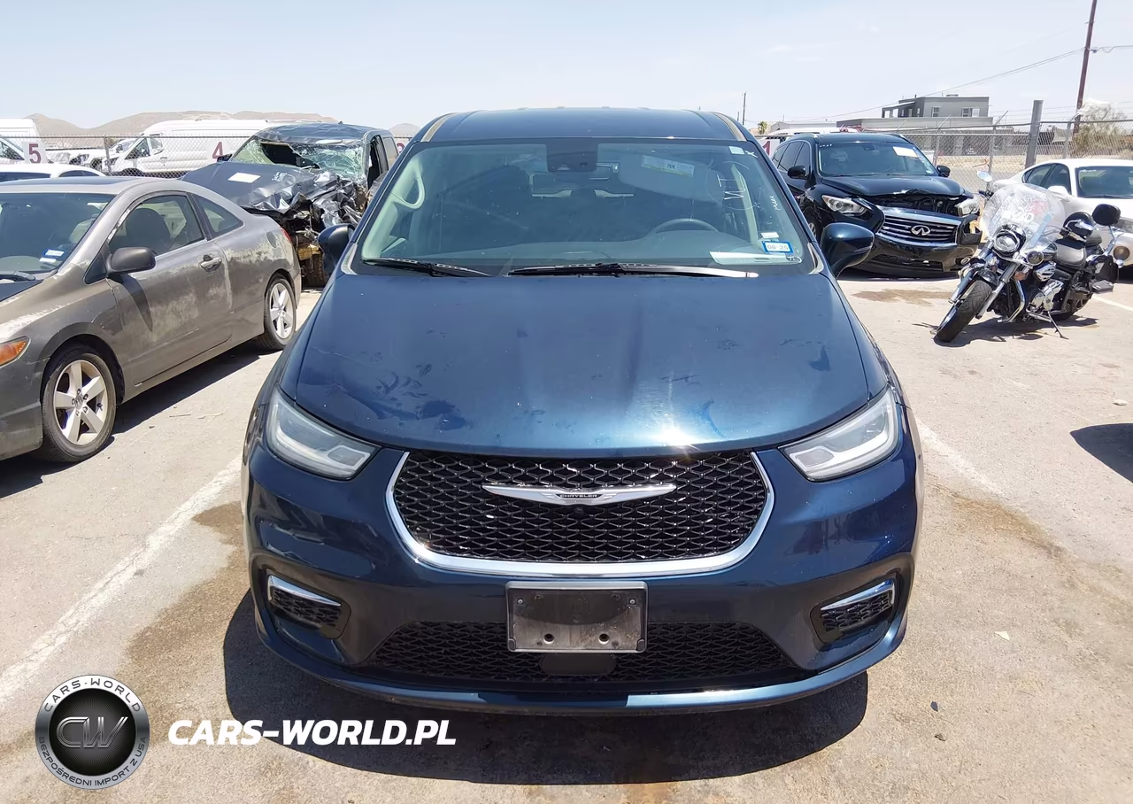 2023 Chrysler Pacifica Touring L VIN:2C4RC1BG0PR627568 - 6