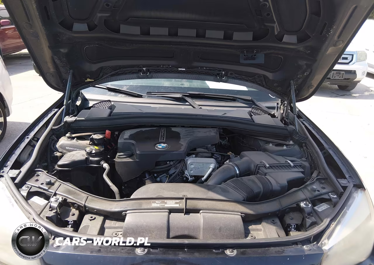 2015 BMW X1 Sdrive28I VIN:WBAVM1C53FVW57083 - 10