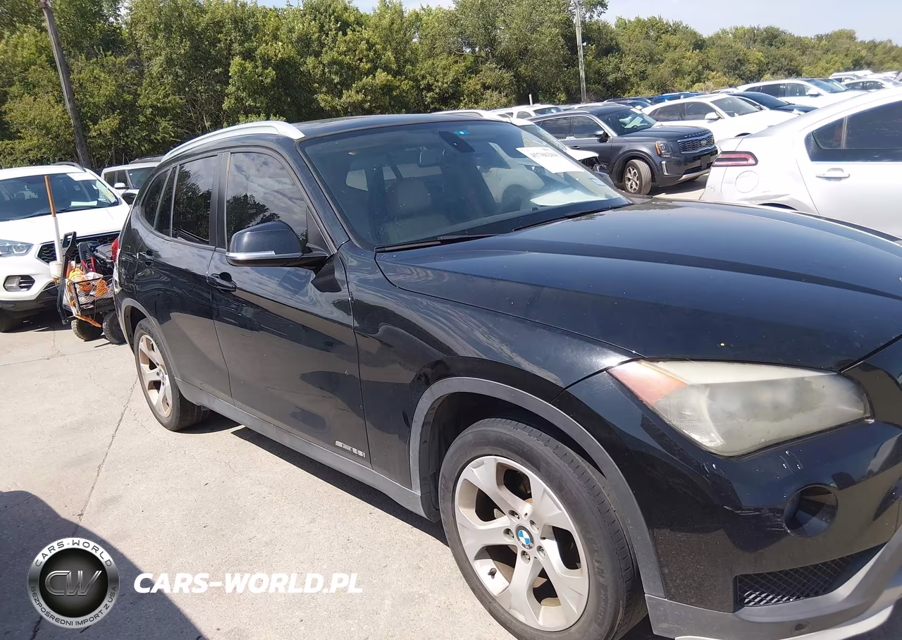 2015 BMW X1 Sdrive28I VIN:WBAVM1C53FVW57083 - 13