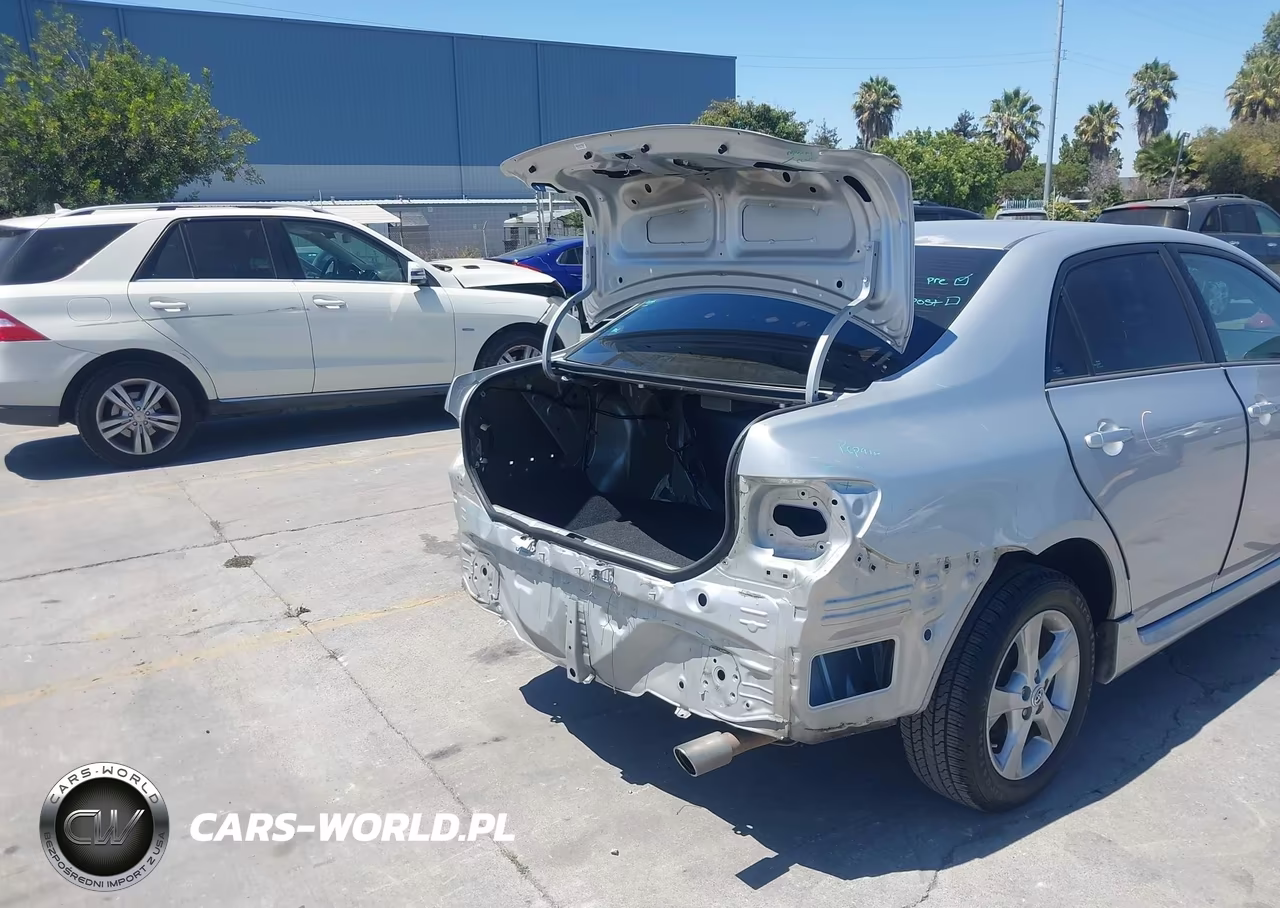 2013 Toyota Corolla S VIN:5YFBU4EE9DP152637 - 18