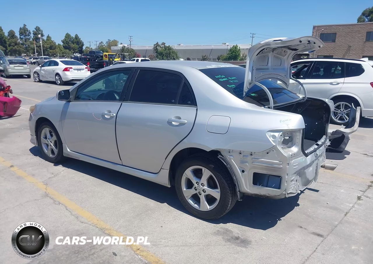 2013 Toyota Corolla S VIN:5YFBU4EE9DP152637 - 3