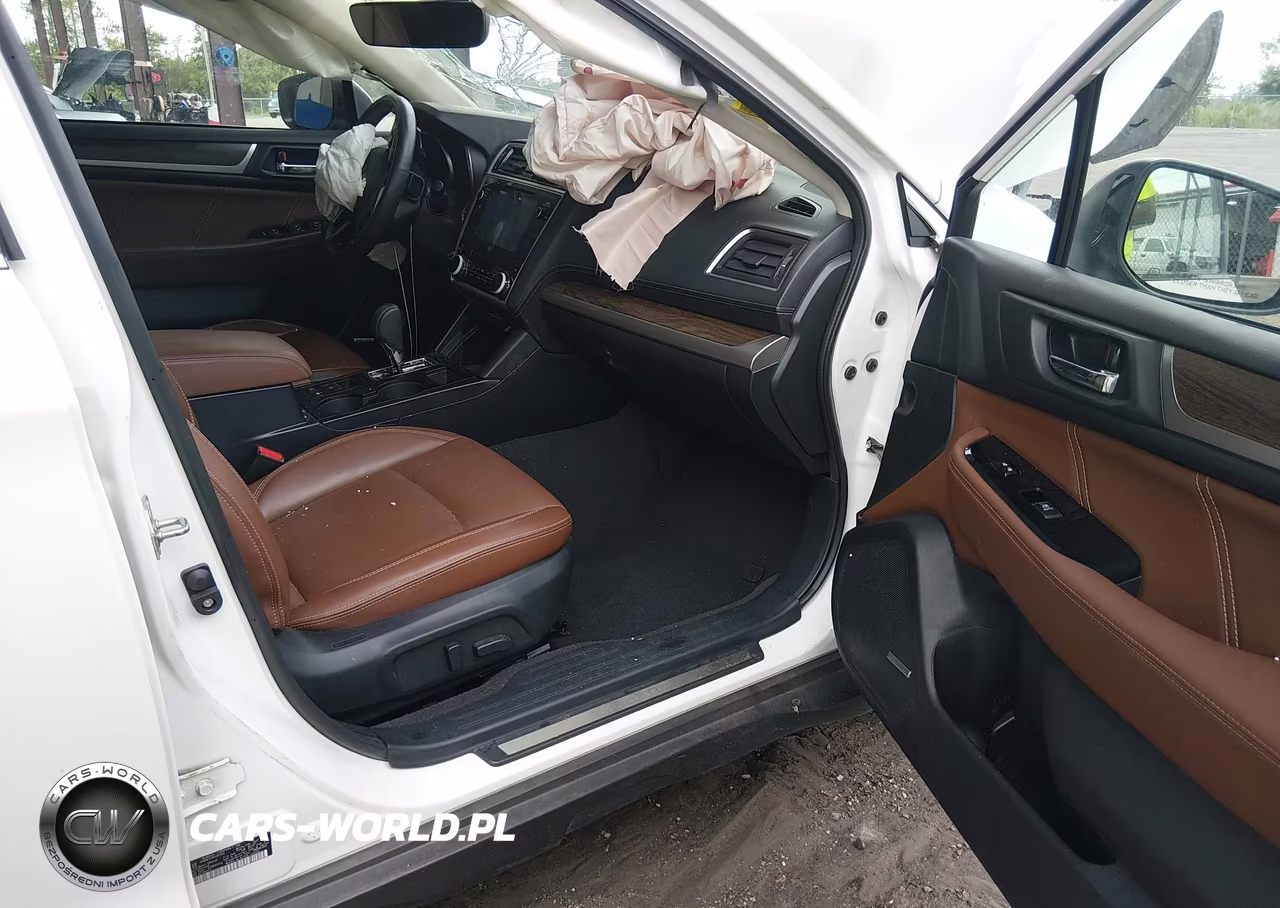 2019 Subaru Outback 3.6R Touring VIN:4S4BSETC3K3287529 - 5
