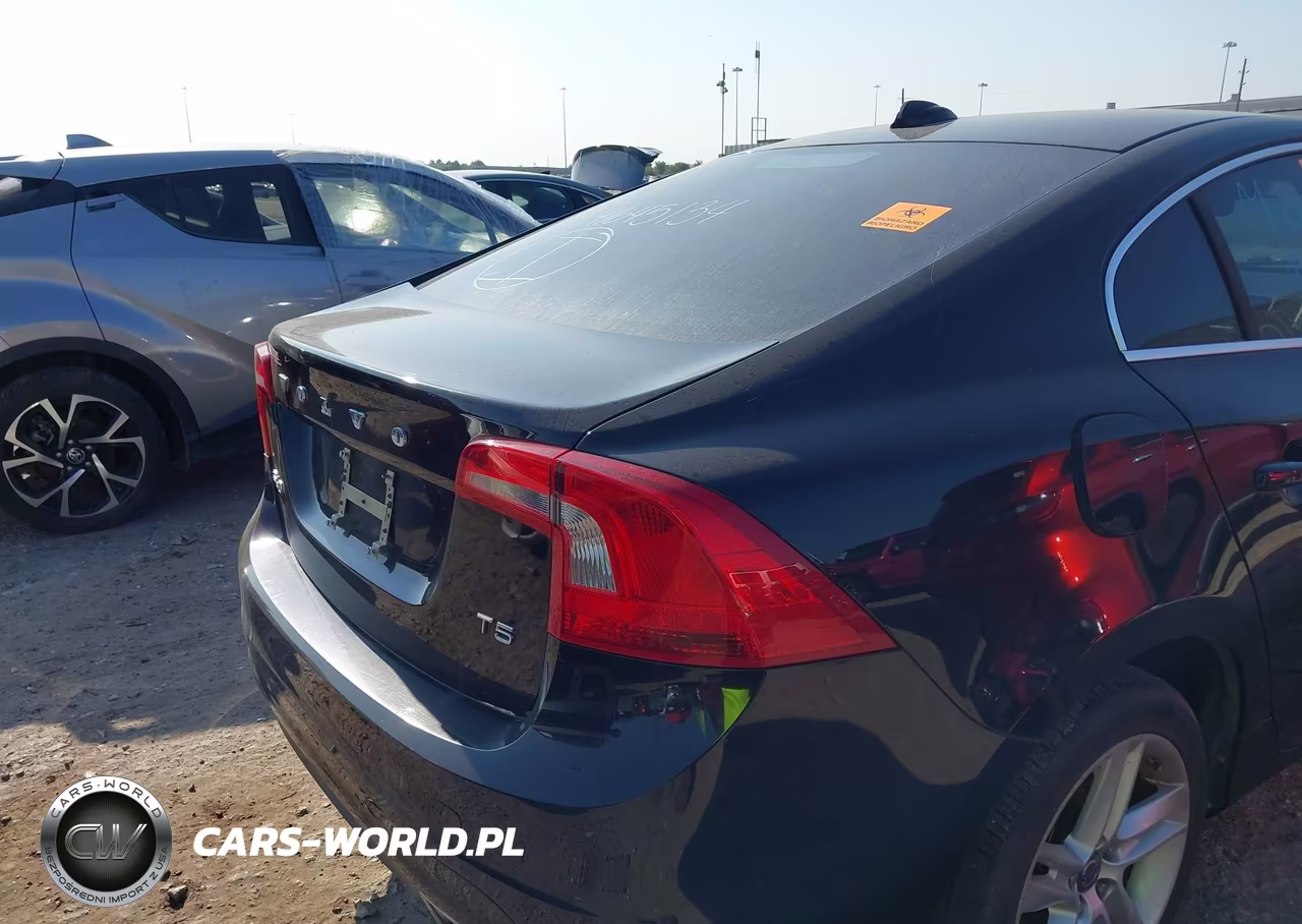 2015 Volvo S60 T5 Premier Plus VIN:YV140MFC5F1307168 - 6