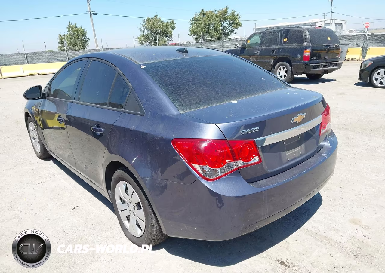2013 Chevrolet Cruze Ls Auto VIN:1G1PA5SGXD7158578 - 3