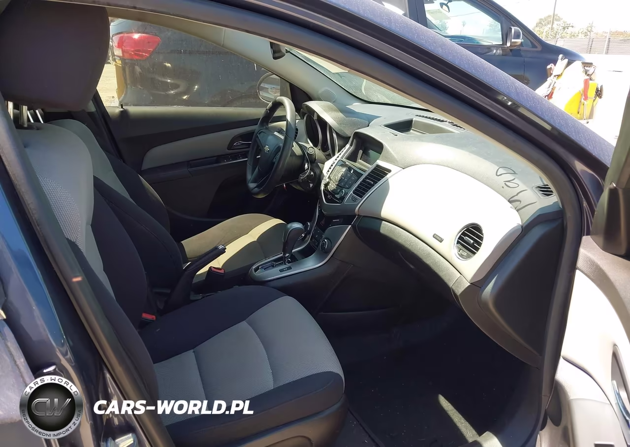 2013 Chevrolet Cruze Ls Auto VIN:1G1PA5SGXD7158578 - 5