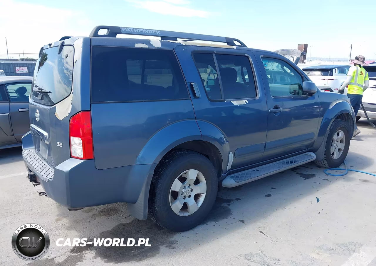 2005 Nissan Pathfinder Se VIN:5N1AR18U25C764117 - 4