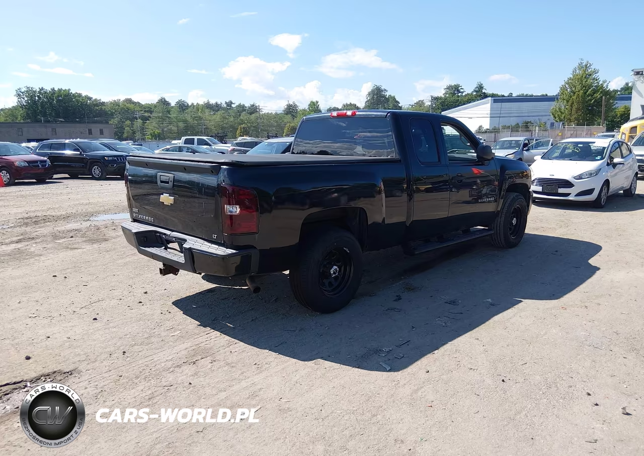 2011 Chevrolet Silverado K1500 Lt VIN:1GCRKSE3XBZ433775 - 4