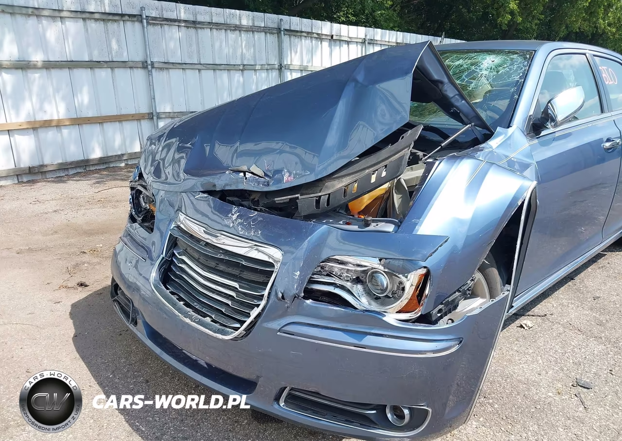 2011 Chrysler 300C VIN:2C3CA6CT6BH592655 - 17