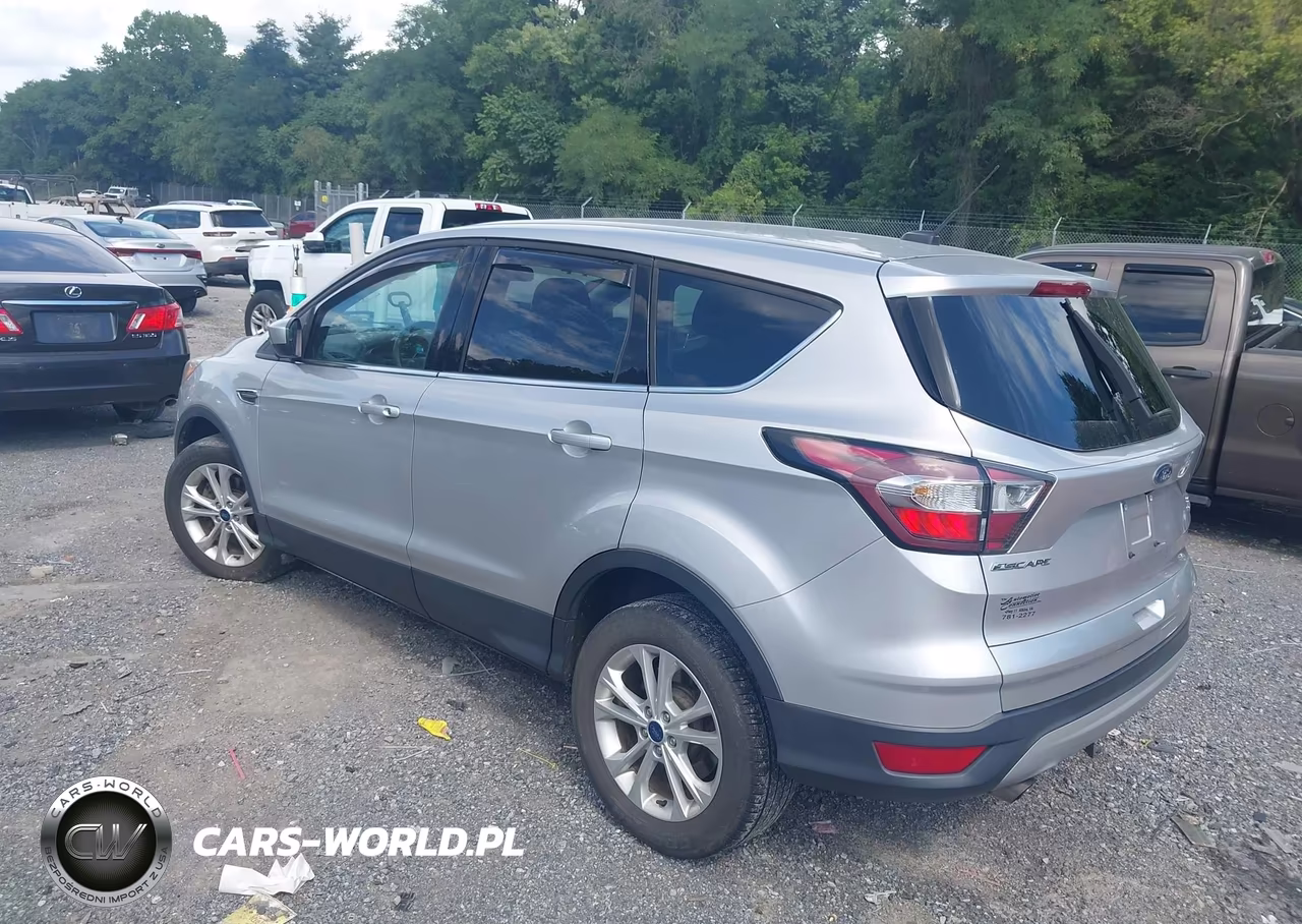 2017 Ford Escape Se VIN:1FMCU9GD9HUA78369 - 3