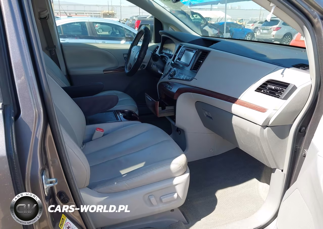 2014 Toyota Sienna Xle V6 8 Passenger VIN:5TDYK3DC2ES468383 - 5