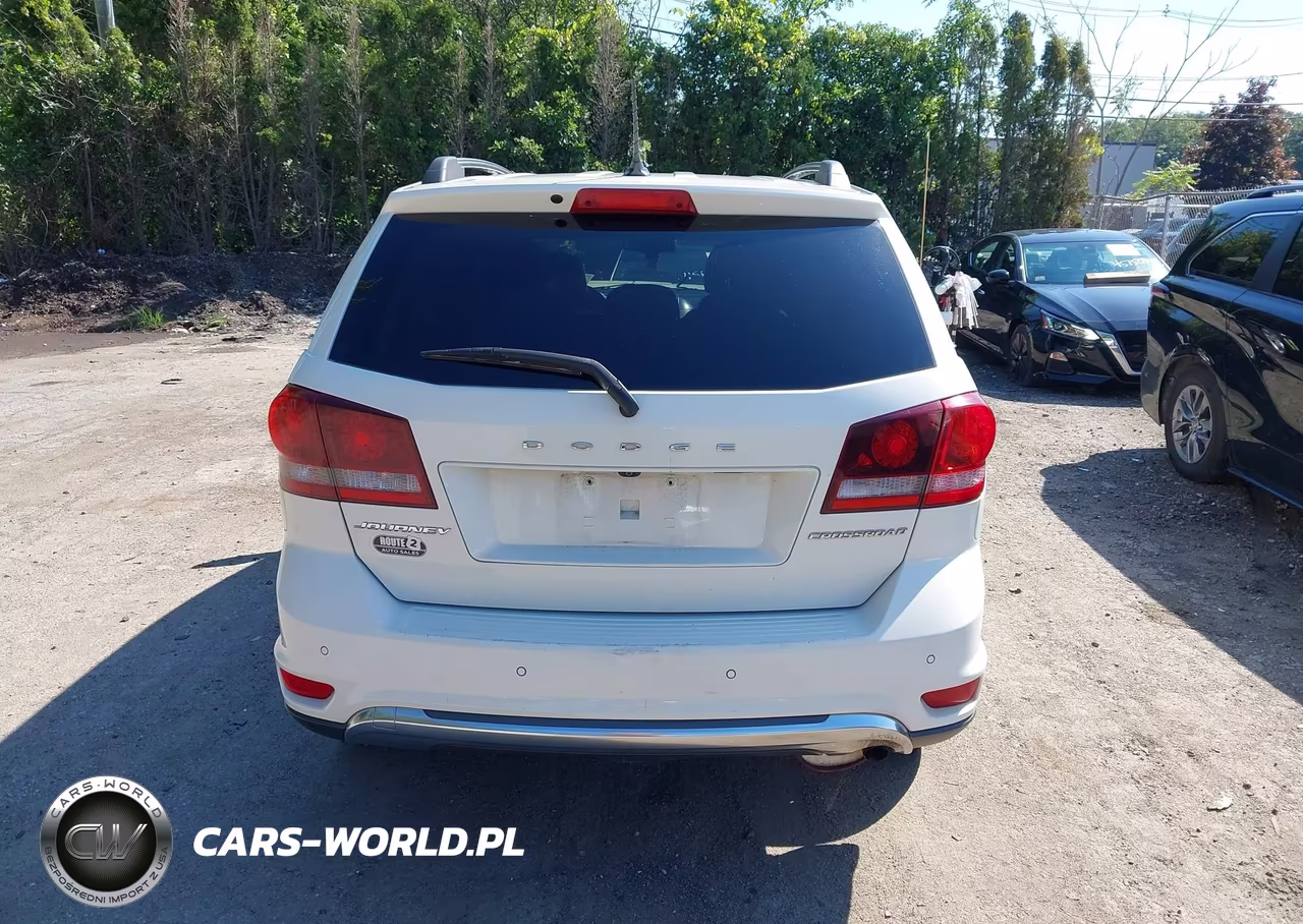 2017 Dodge Journey Crossroad Plus VIN:3C4PDCGB1HT613075 - 16