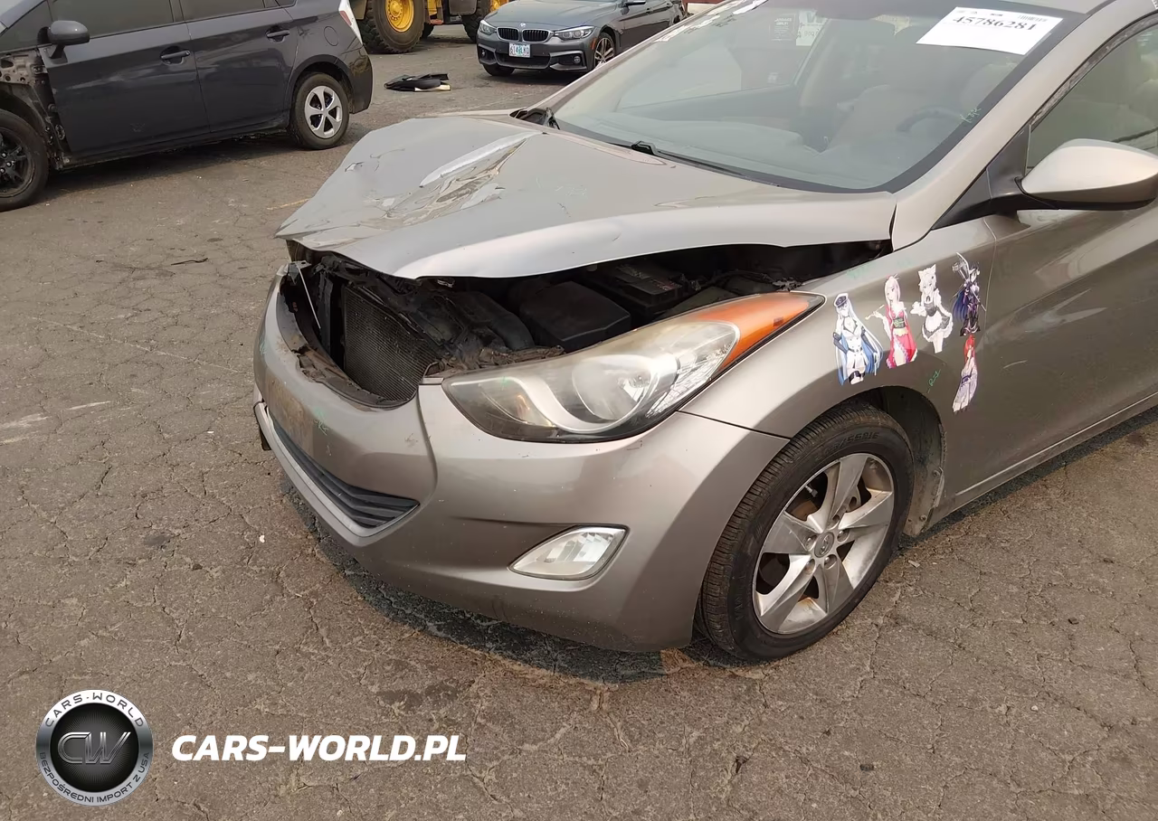 2012 Hyundai Elantra Gls VIN:5NPDH4AE2CH086740 - 17