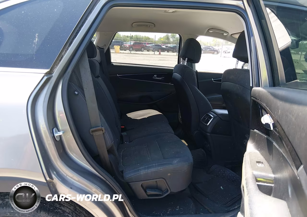 2017 Kia Sorento 2.4L Lx VIN:5XYPG4A3XHG296208 - 8