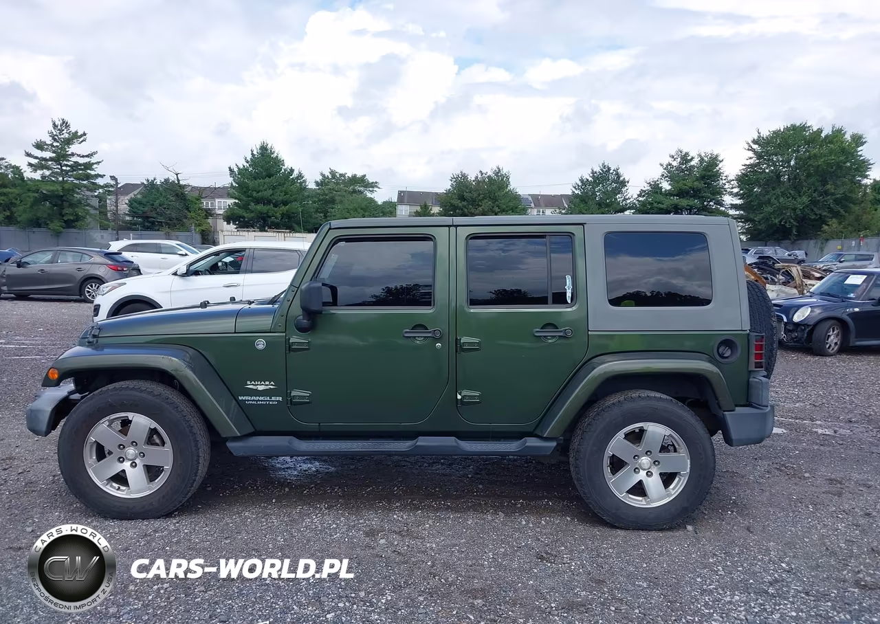 2008 Jeep Wrangler Unlimited Sahara VIN:1J8GA59178L552120 - 15