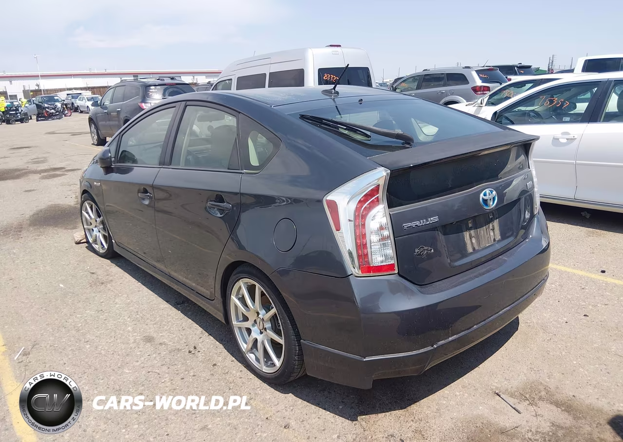 2012 Toyota Prius Three VIN:JTDKN3DU6C1558474 - 3