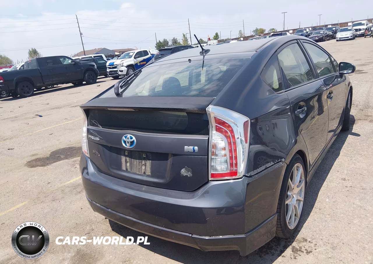 2012 Toyota Prius Three VIN:JTDKN3DU6C1558474 - 4