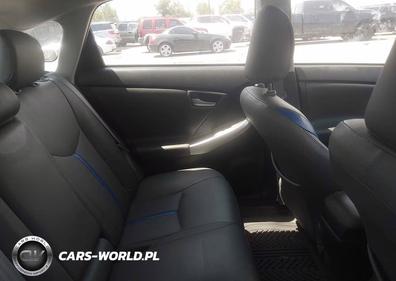 2012 Toyota Prius Three VIN:JTDKN3DU6C1558474 - 8