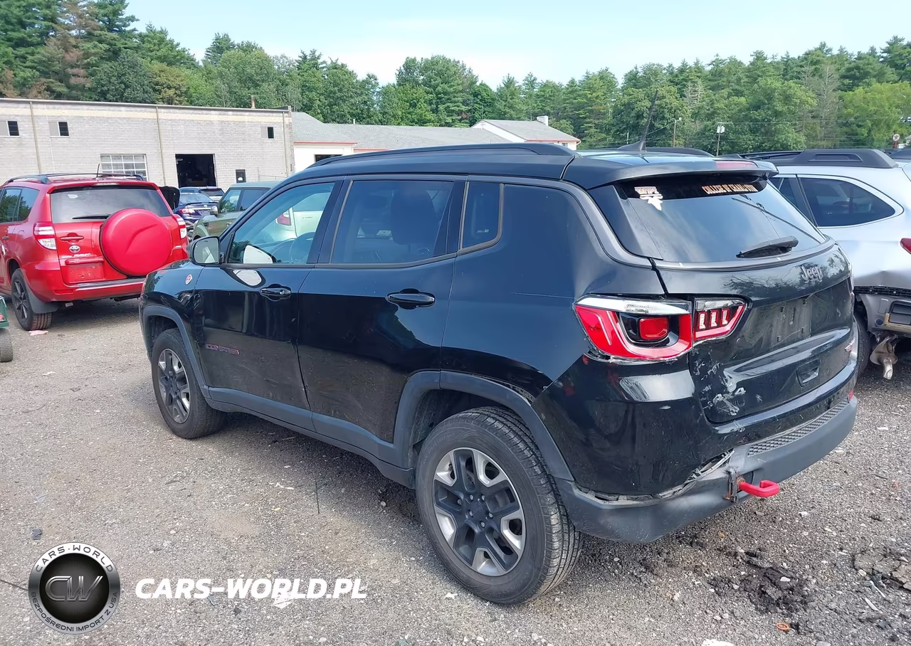 2017 Jeep New Compass Trailhawk 4X4 VIN:3C4NJDDB1HT657586 - 3