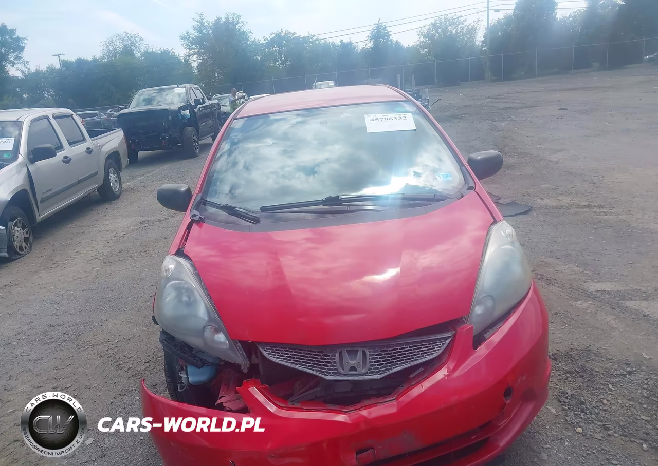 2011 Honda Fit VIN:JHMGE8G35BS001147 - 12