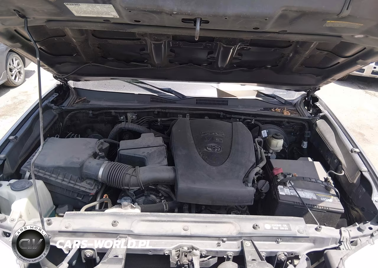 2017 Toyota Tacoma Sr5 V6 VIN:5TFAZ5CNXHX045898 - 10