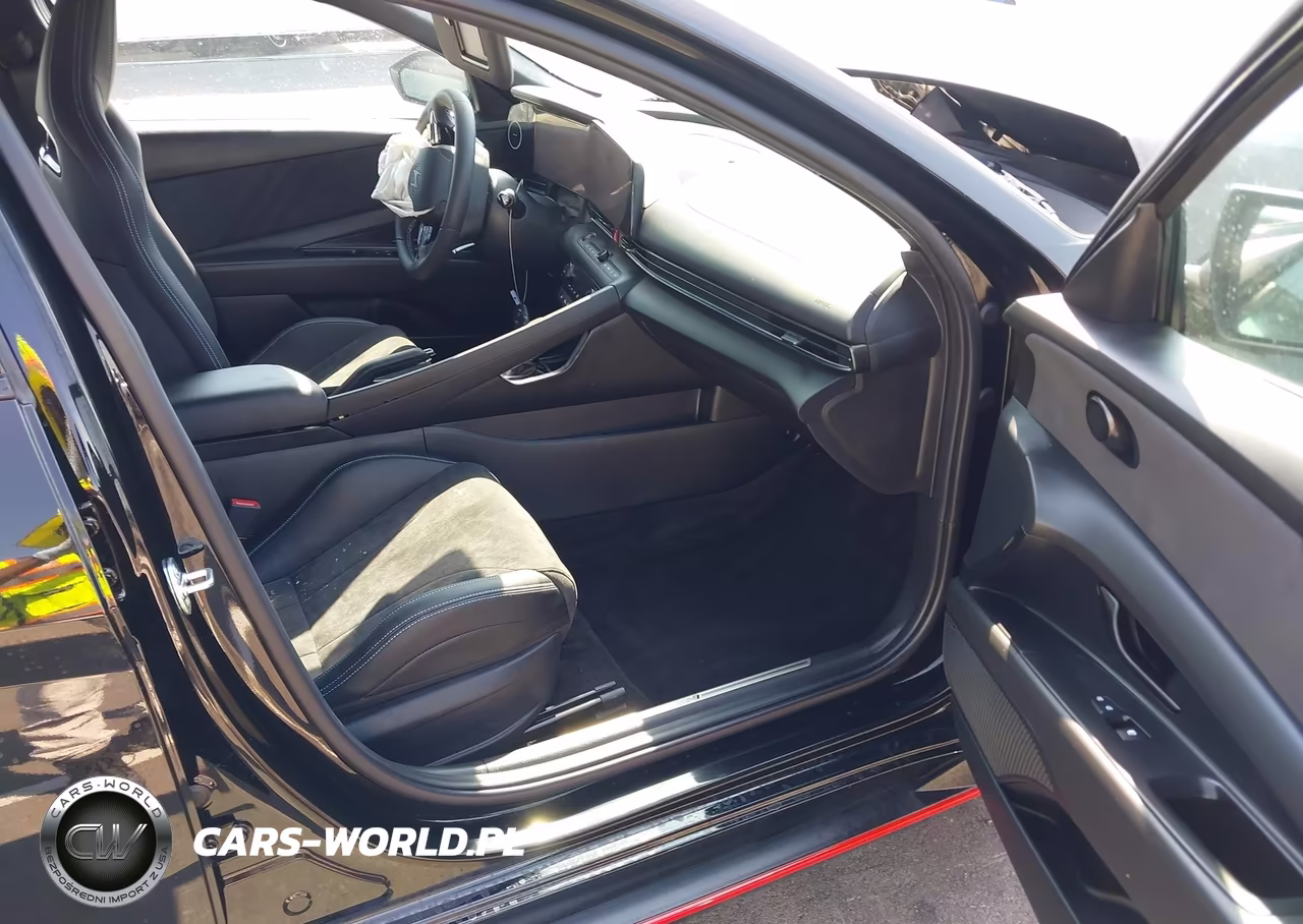 2026 Hyundai Elantra N VIN:KMHLW4DKXTU042831 - 5