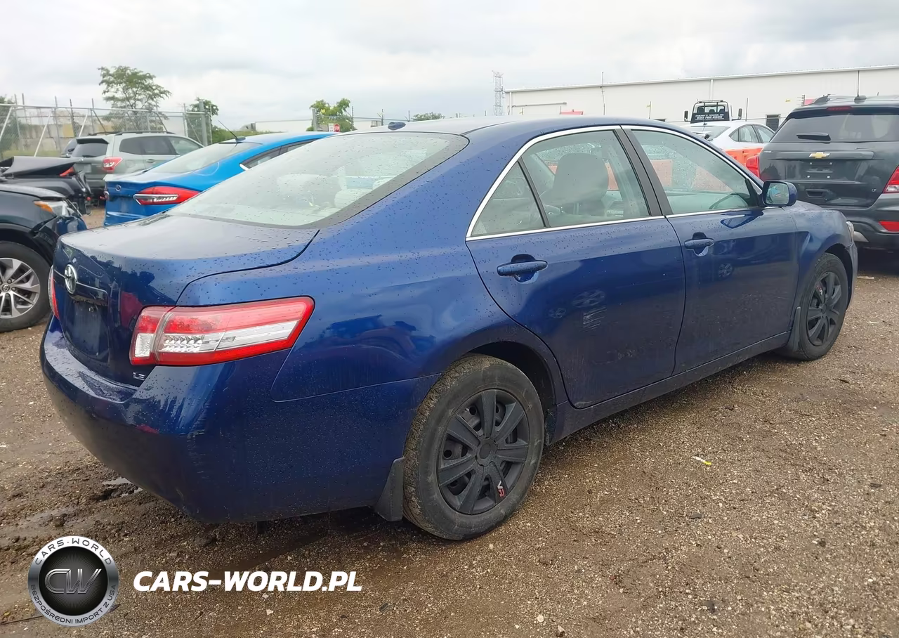 2010 Toyota Camry Le VIN:4T4BF3EK9AR028930 - 4