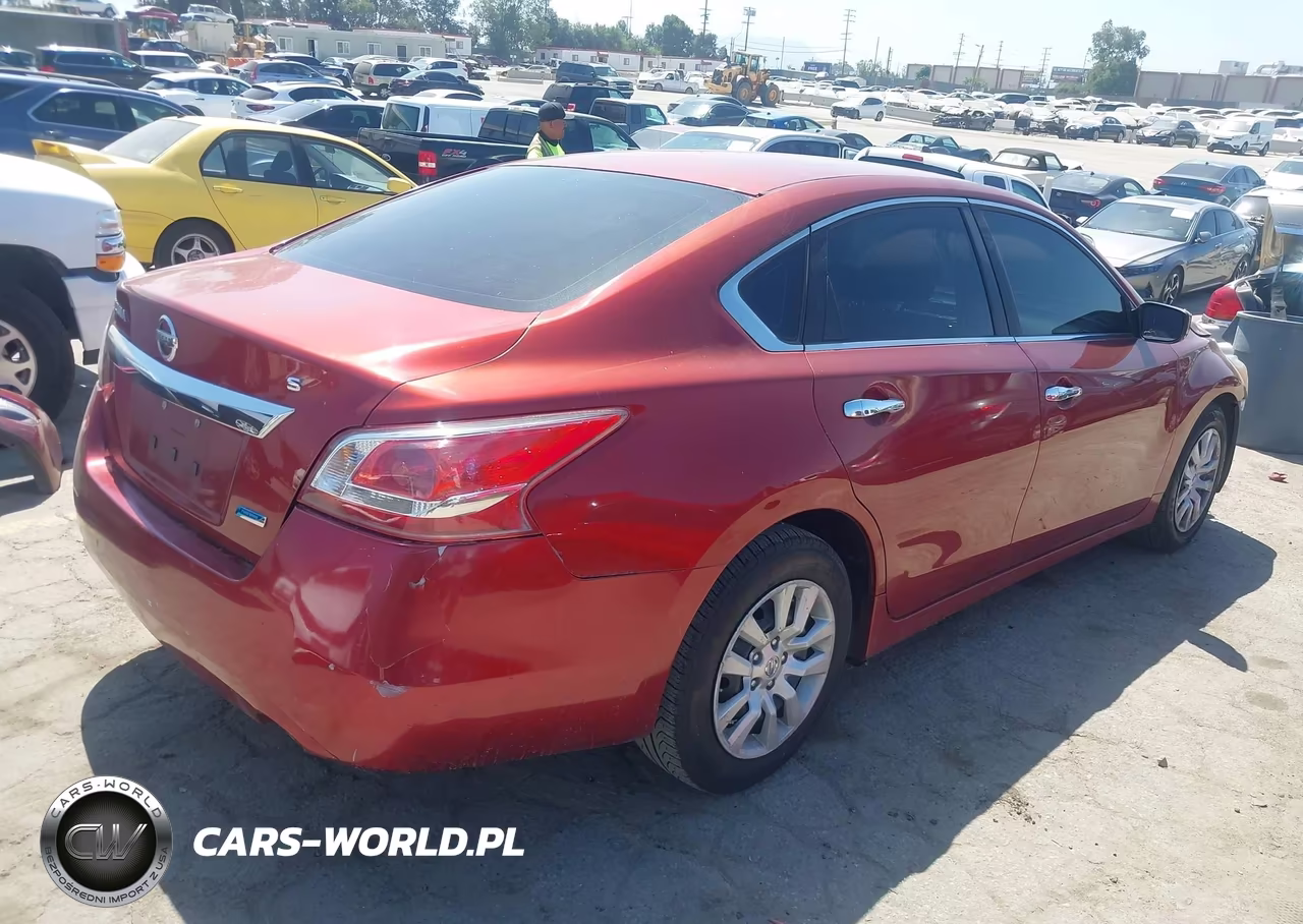 2013 Nissan Altima 2.5 S VIN:1N4AL3AP3DN573255 - 4