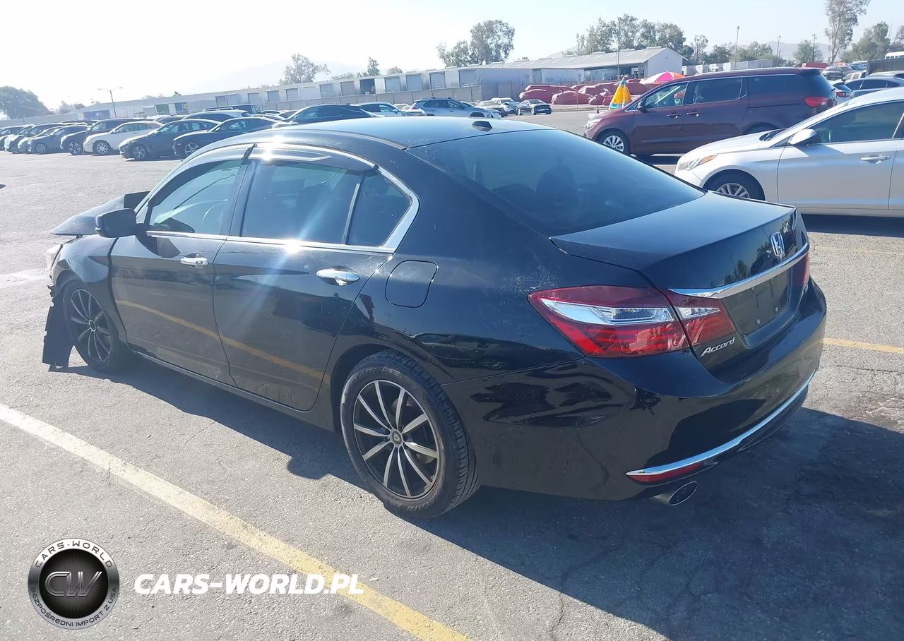 2017 Honda Accord Ex-L V6 VIN:1HGCR3F8XHA007417 - 3