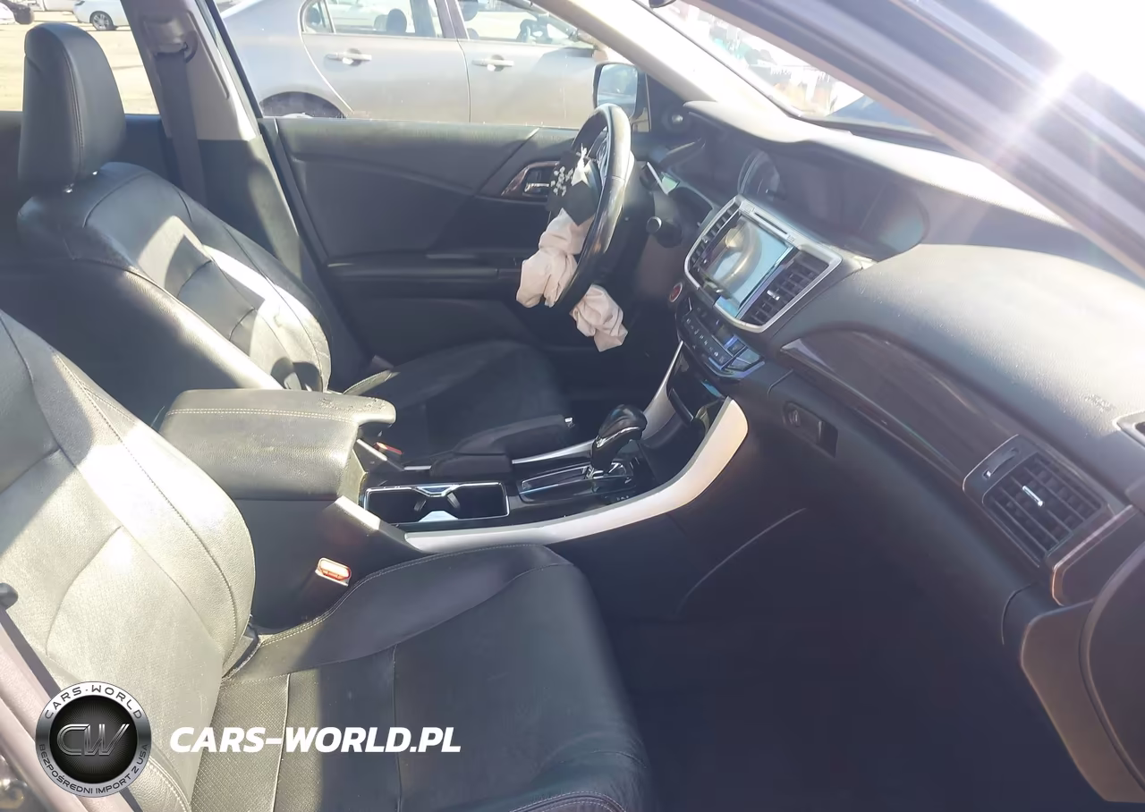 2017 Honda Accord Ex-L V6 VIN:1HGCR3F8XHA007417 - 5