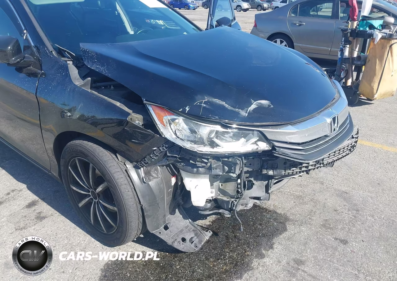 2017 Honda Accord Ex-L V6 VIN:1HGCR3F8XHA007417 - 6