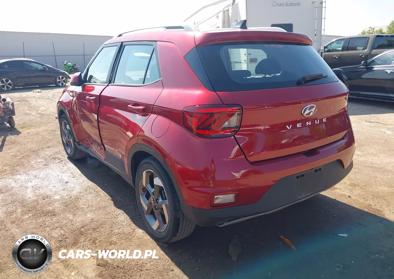 2021 Hyundai Venue Sel VIN:KMHRC8A31MU112838 - 3