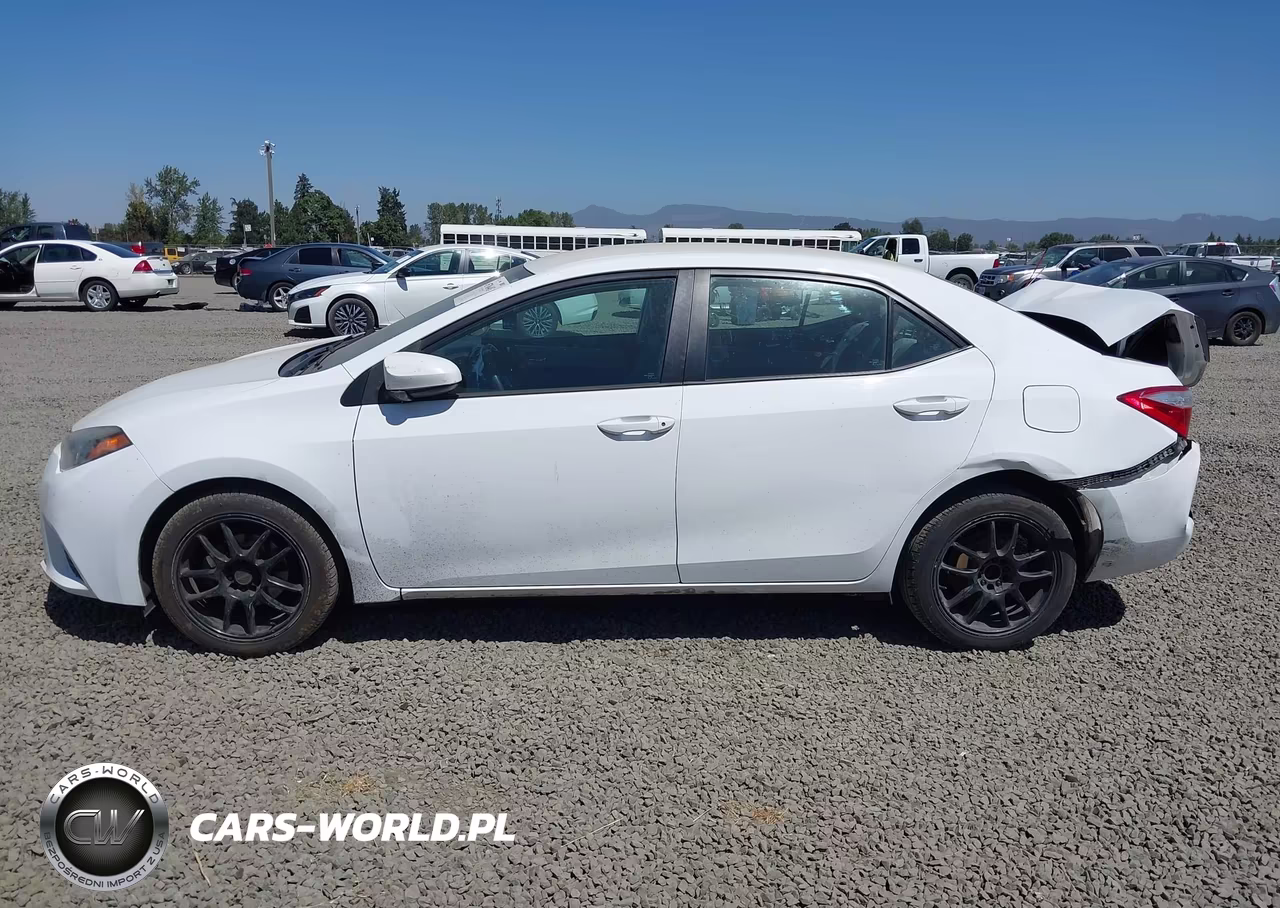 2016 Toyota Corolla Le VIN:2T1BURHE7GC642023 - 14