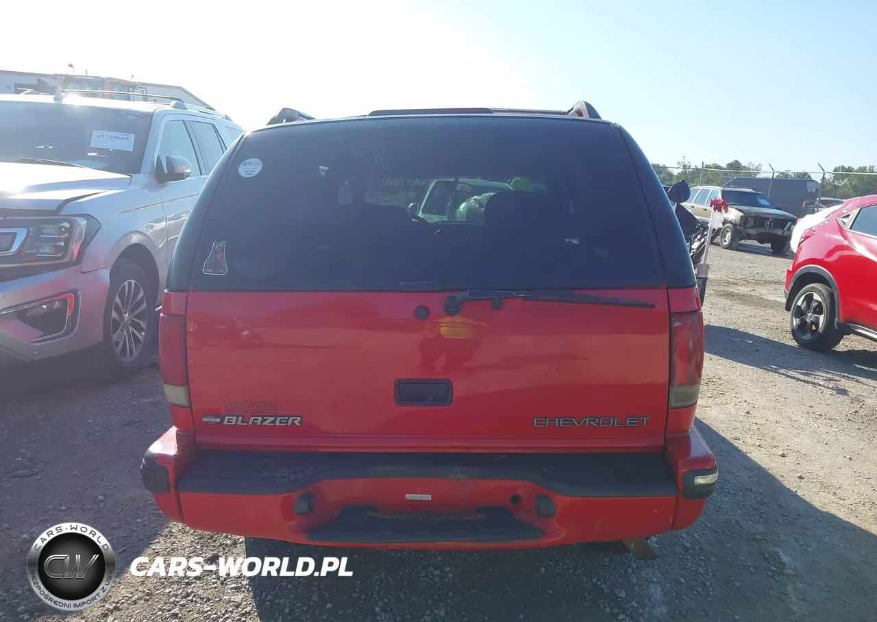 1999 Chevrolet Blazer Lt VIN:1GNDT13W7X2192201 - 17