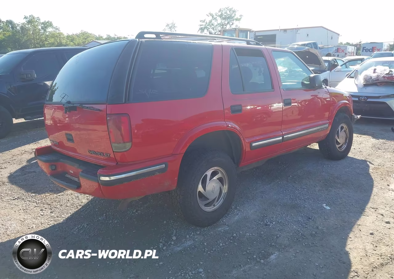 1999 Chevrolet Blazer Lt VIN:1GNDT13W7X2192201 - 4