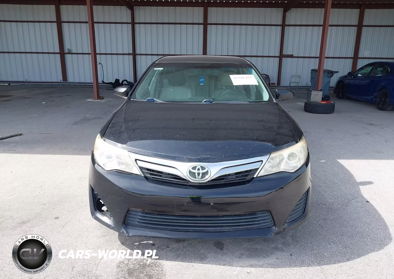 2014 Toyota Camry Hybrid Le VIN:4T1BD1FK4EU121718 - 12