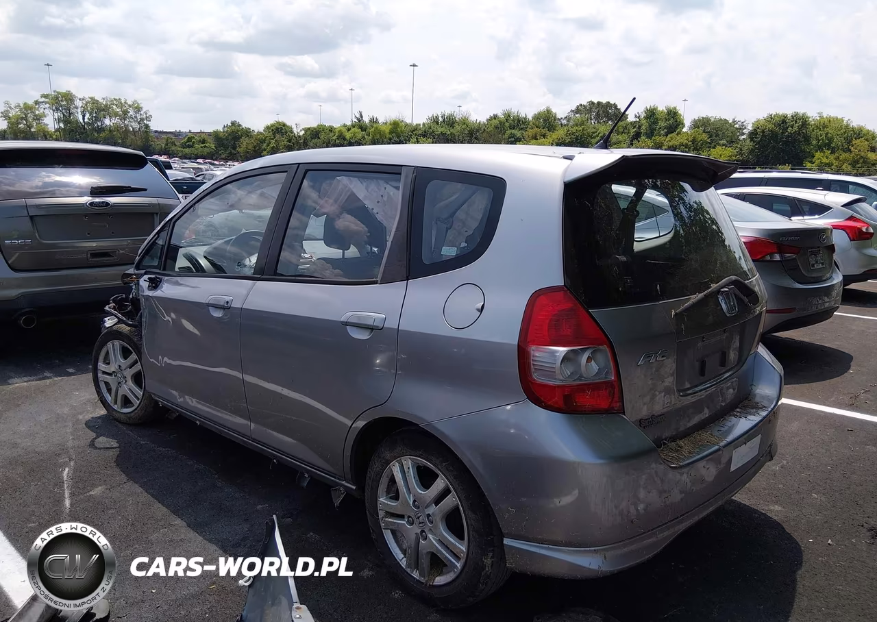 2007 Honda Fit S VIN:JHMGD38647S025333 - 3