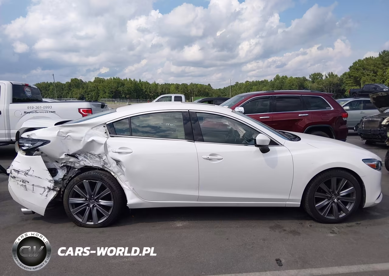 2019 Mazda Mazda6 Touring VIN:JM1GL1VM1K1501290 - 13