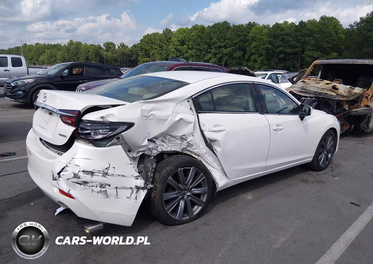 2019 Mazda Mazda6 Touring VIN:JM1GL1VM1K1501290 - 4